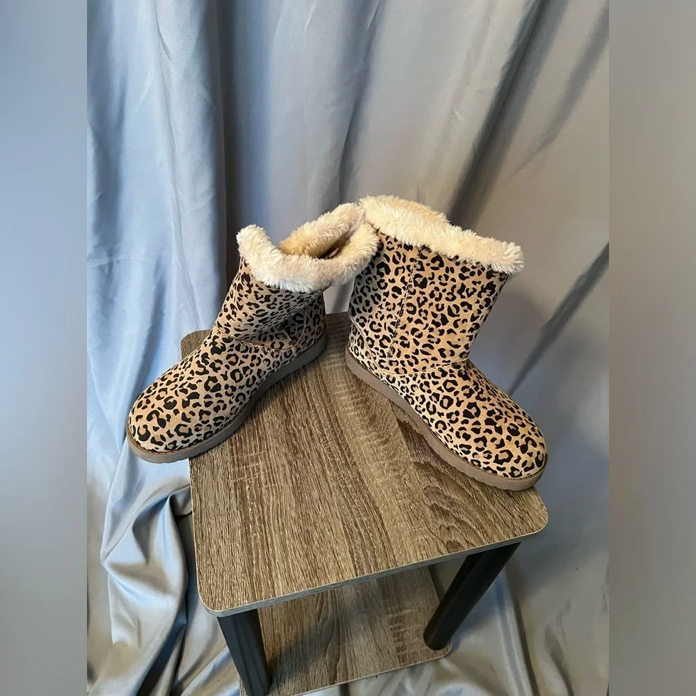 Target stylish leopard